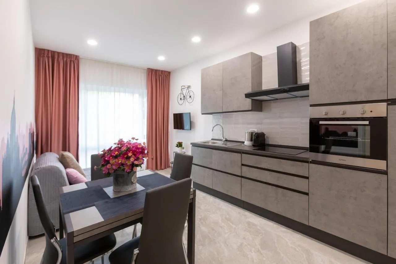 Le Case Di Anna - Holiday Home Roma 0*,